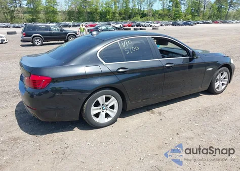 2013 BMW 528I xDrive из США, поврежденный, VIN WBAXH5C57DD112835